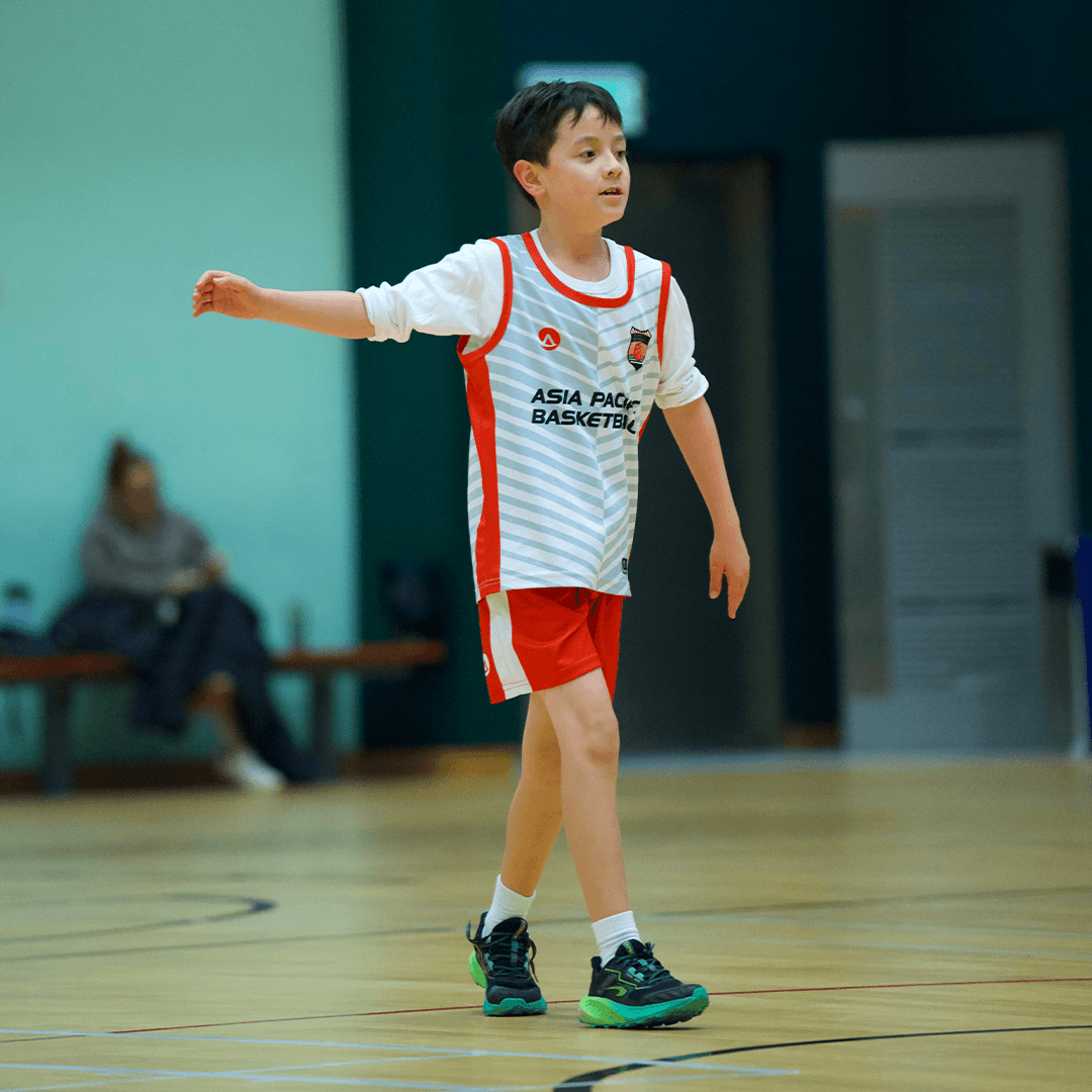 practcing_basketball_at_hk